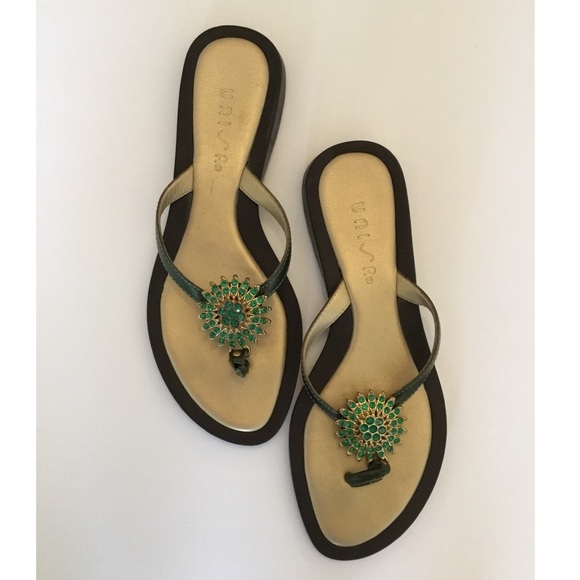 unisa thong sandals